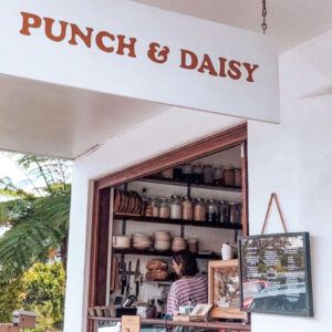 Image of front of Punch and Daisy Cafe